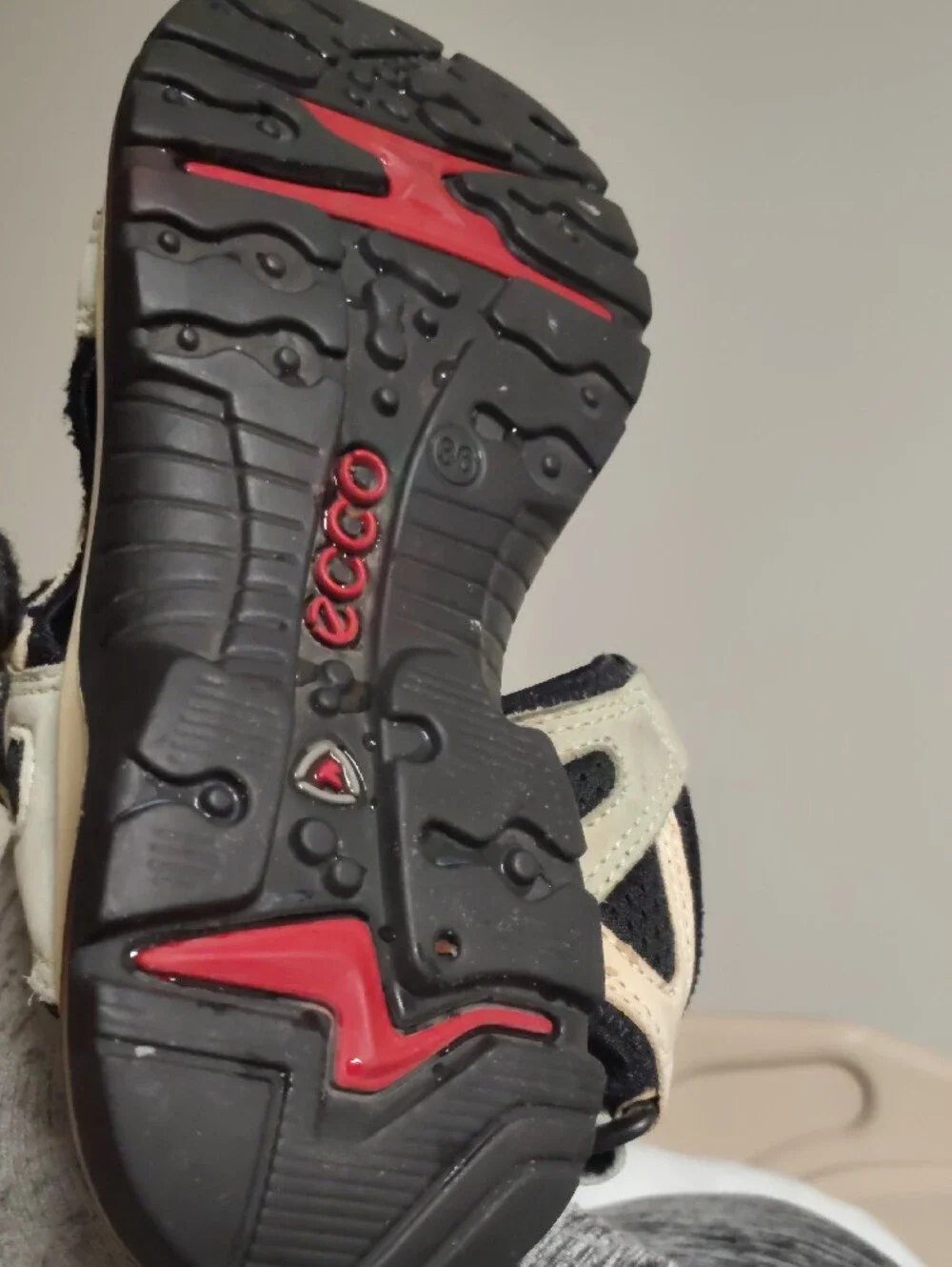 Ecco light beige